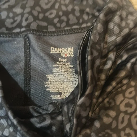 Danskin Women's Black Leopard Print Active Stretch Dance Run Leggings 0-2 XS - Picture 3 of 3